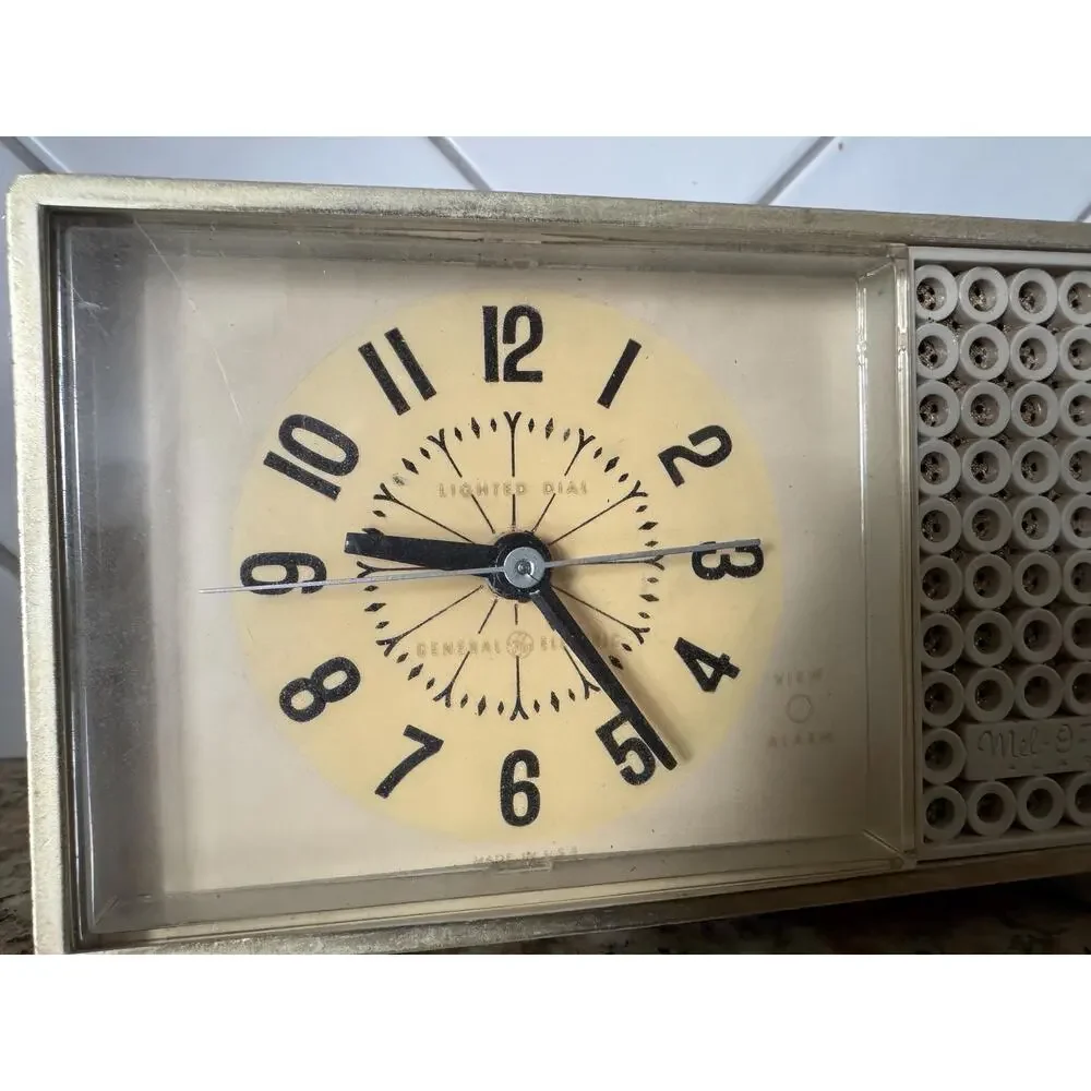 Vintage General Electric Clock MCM atomic Mel o tone TESTED Mid century modern